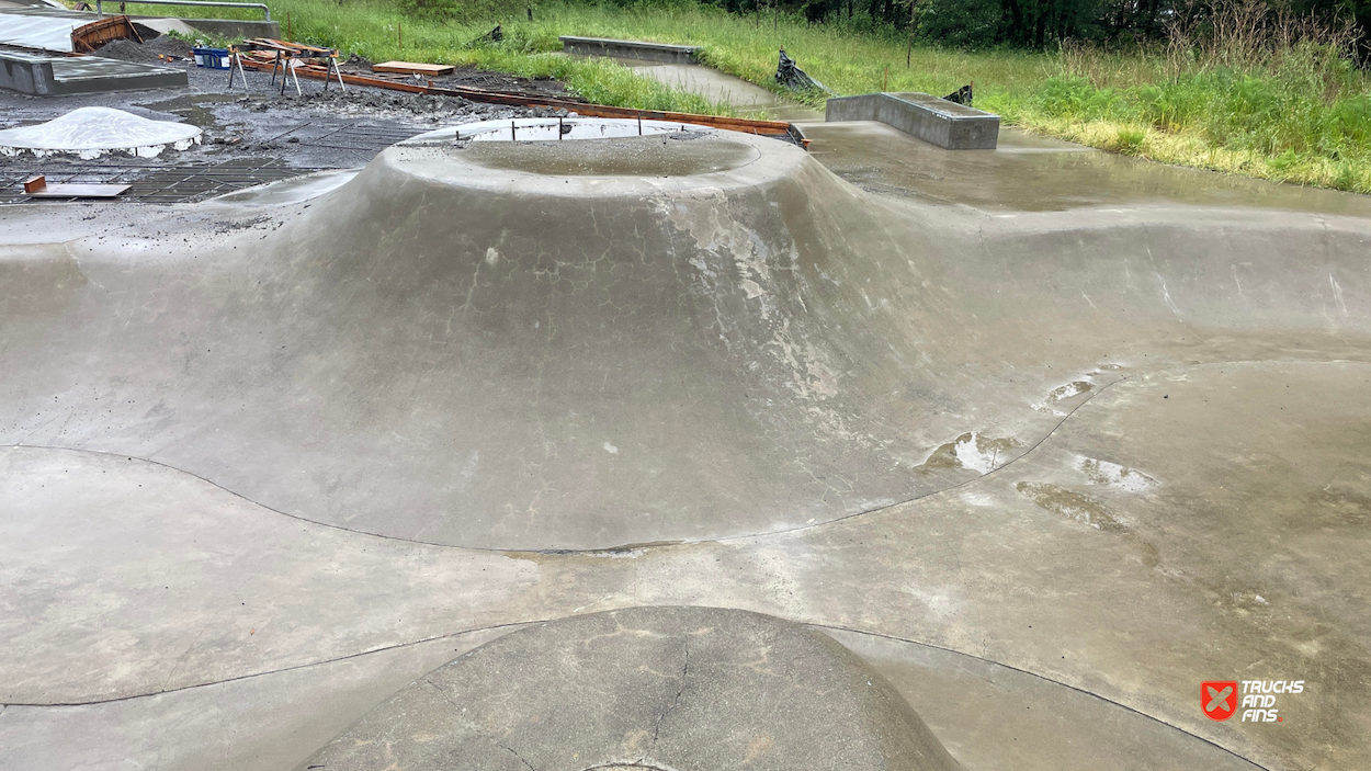 Creekside park skatepark